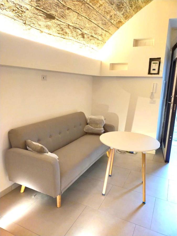 Cave Apartment Барі Екстер'єр фото